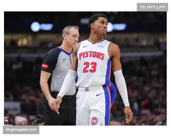 活塞主场力克雄鹿斩获四连胜 以防守韧性稳固东部榜首 活塞主场力克雄鹿斩获四连胜 以防守韧性稳固东部榜首